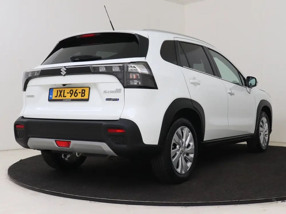 Suzuki S-Cross 1.5 Hybrid AllGrip Select uit 2023, foto 2
