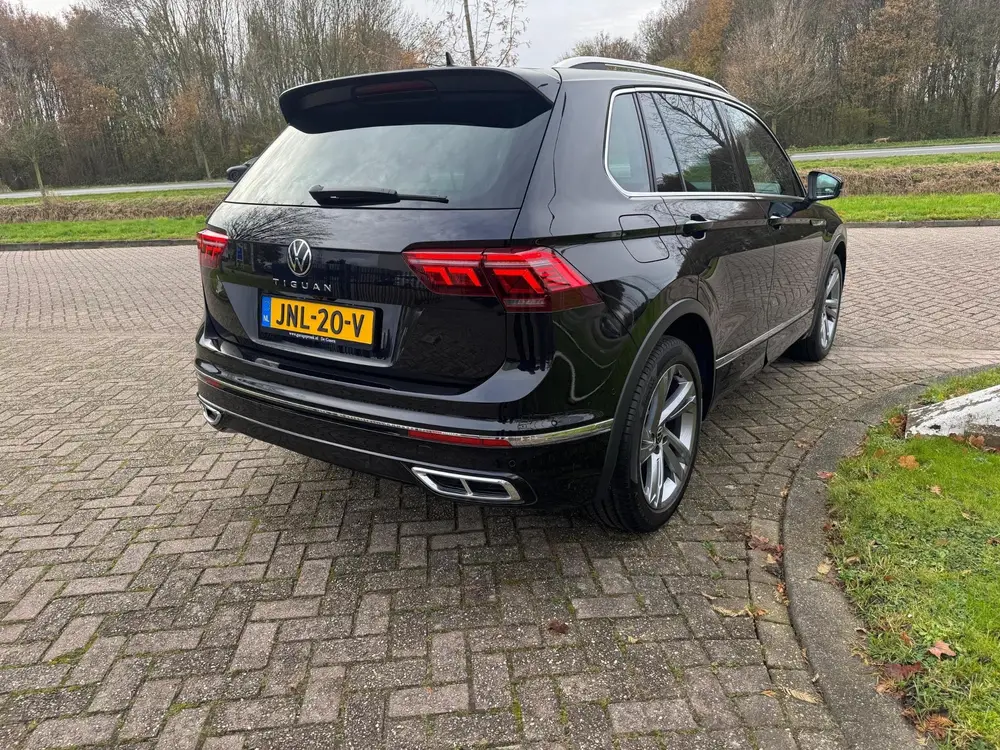 Volkswagen Tiguan 1.5 TSI 2X R-Line BOVAG GARANTIE CARPLAY/A uit 2021, foto 17