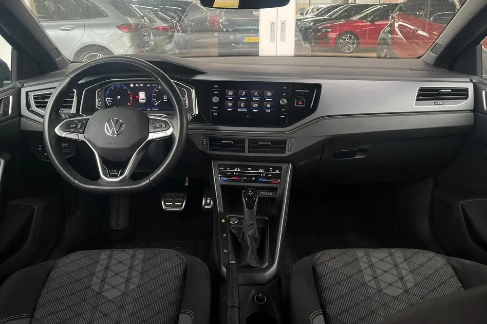Volkswagen Polo 1.0 TSI R-Line AUTOMAAT | CAMERA | ADAPTIVE uit 2025, foto 8