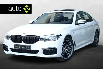 BMW 5-serie 530e iPerformance Saphir Edition uit 2019
