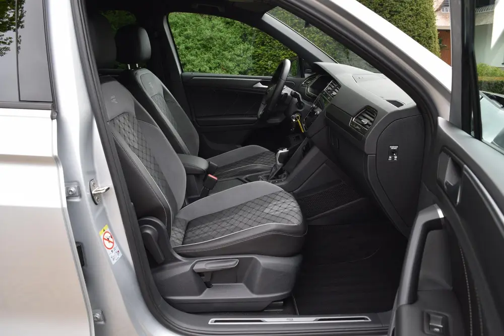 Volkswagen Tiguan 1.4 TSI eHybrid R-Line | CarPlay | Trekhaa uit 2022, foto 19