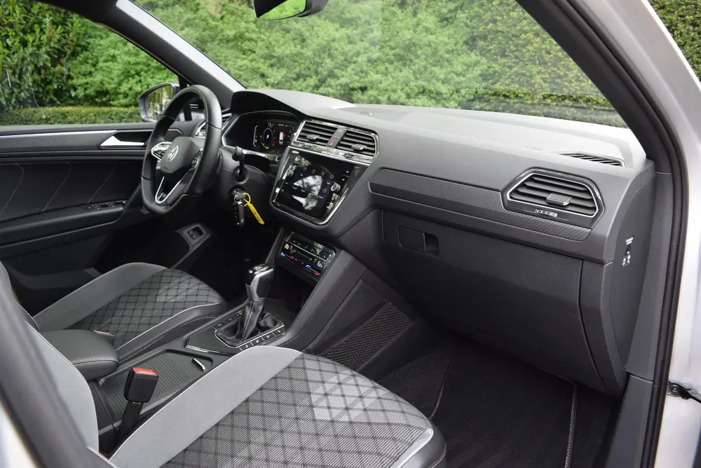 Volkswagen Tiguan 1.4 TSI eHybrid R-Line | CarPlay | Trekhaa uit 2022, foto 3