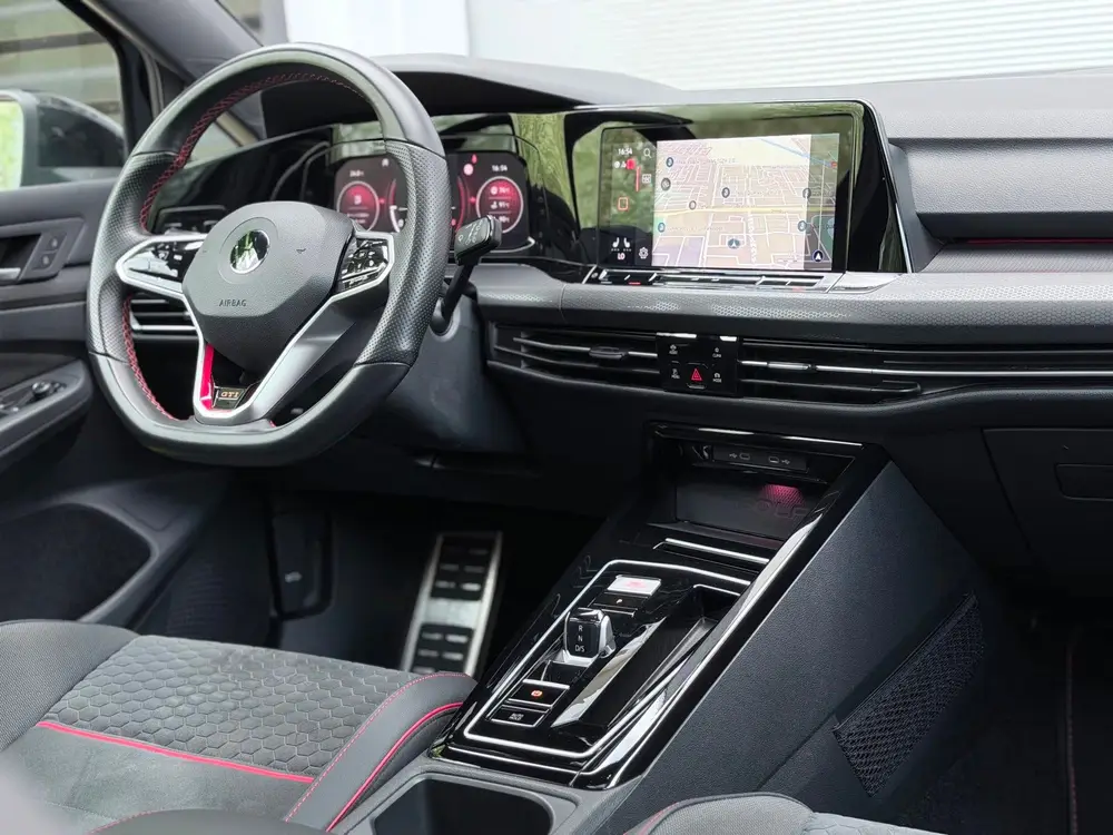 Volkswagen Golf 2.0 TSI GTI Clubsport Pano/Camera/Acc uit 2022, foto 15