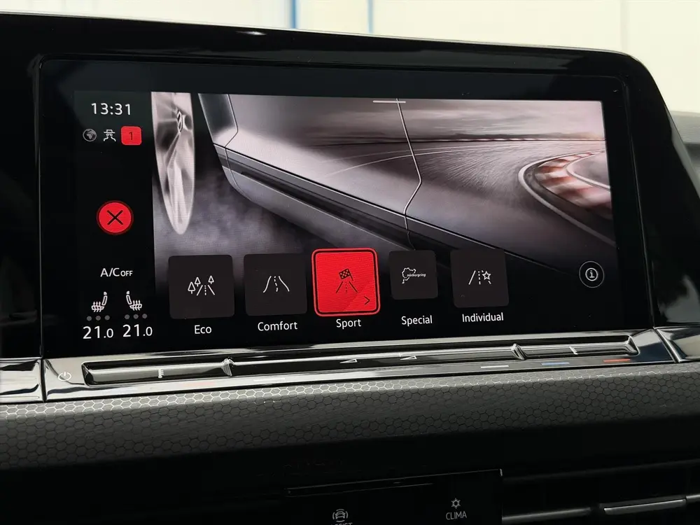 Volkswagen Golf 8 2.0 TSI GTI Clubsport 300PK / Pano / Nürb uit 2021, foto 9