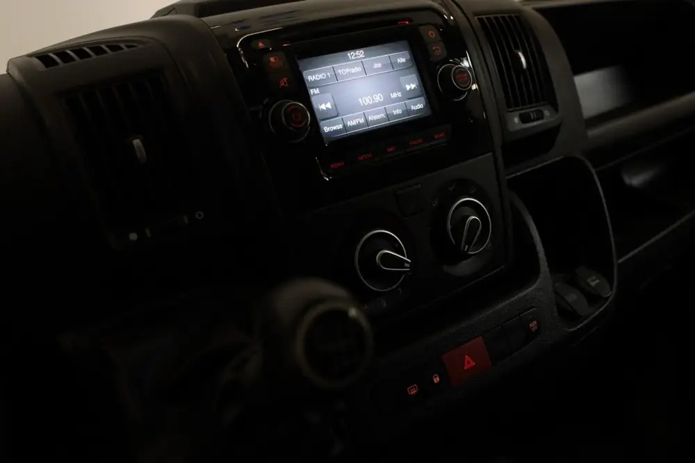 Peugeot Boxer 2.0 BlueHDI L2/H2 Premium 163PK CAMERA PDC CRU uit 2019, foto 11