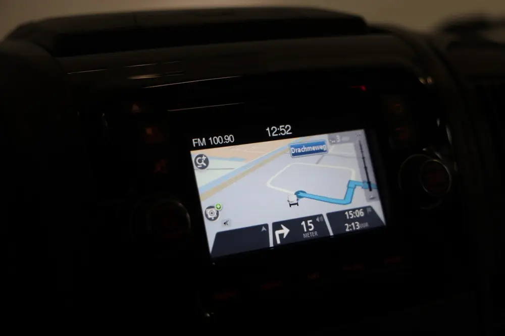 Peugeot Boxer 2.0 BlueHDI L2/H2 Premium 163PK CAMERA PDC CRU uit 2019, foto 13