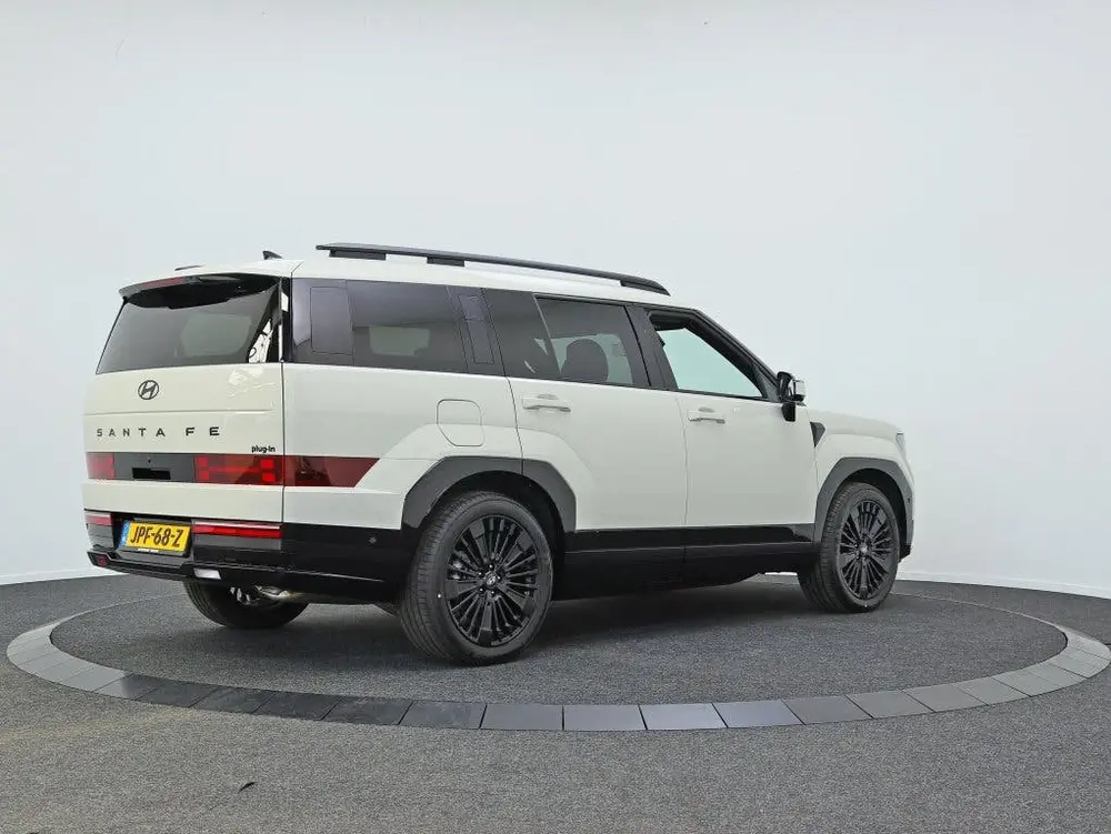 Hyundai SANTA FE 1.6 T-GDI PHEV Black Line 6-zits uit 2026, foto 2