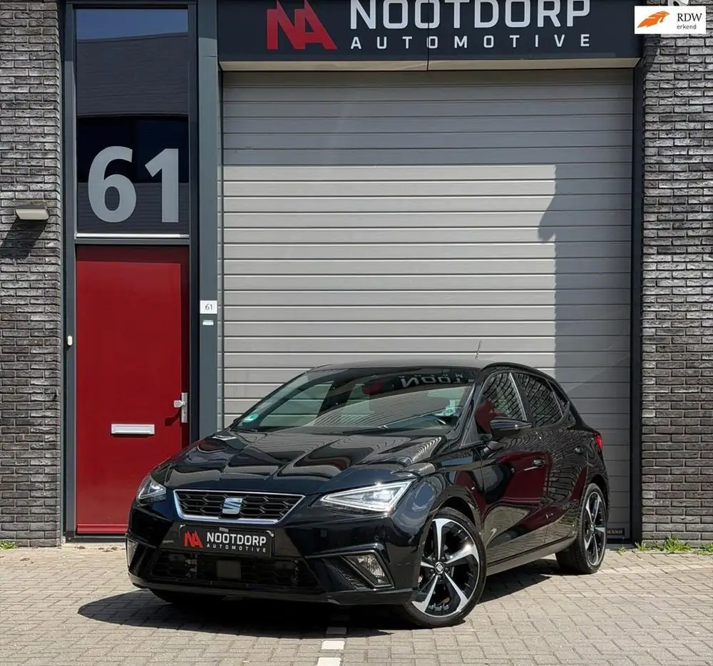 SEAT Ibiza 1.5 TSI FR/KEYLESS/CAMERA/FACELIFT/CARPLAY uit 2021