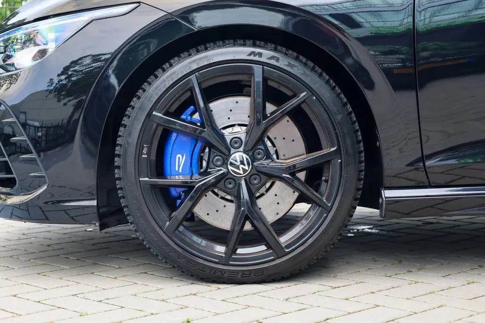 Volkswagen Golf 2.0 TSI R 4Motion | PANO | AKRAPOVIC | DODE uit 2024, foto 13