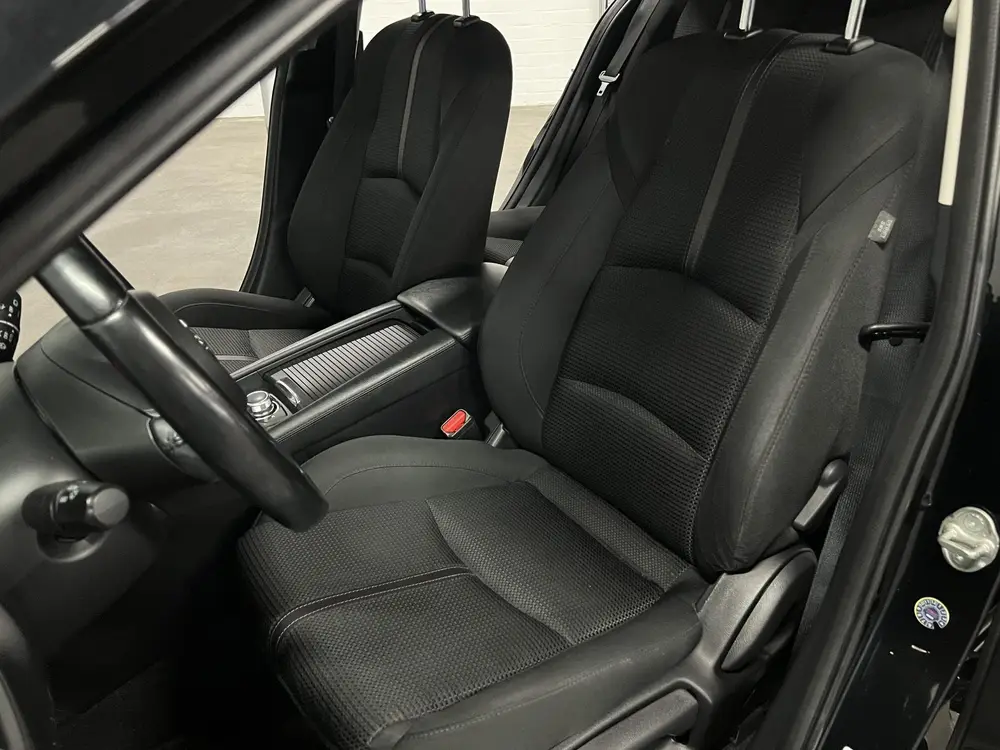 Mazda 3 2.0 SkyActiv-G 120 SkyLease GT Stuur-/stoelverwarmin uit 2019, foto 13