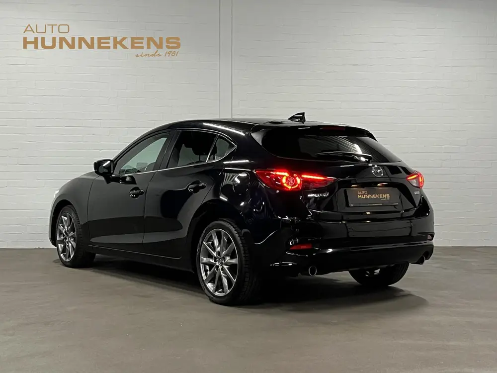 Mazda 3 2.0 SkyActiv-G 120 SkyLease GT Stuur-/stoelverwarmin uit 2019, foto 6