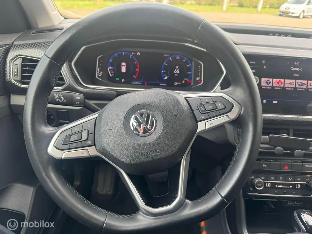Volkswagen T-Cross 1.0 TSI Life uit 2019, foto 11