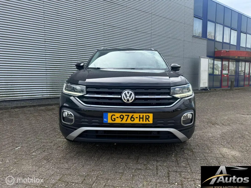 Volkswagen T-Cross 1.0 TSI Life uit 2019, foto 2