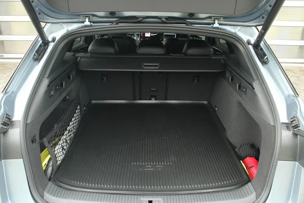 Volkswagen ID.7 Tourer 286pk Pro Limited Edition 77 kWh | Tr uit 2026, foto 16