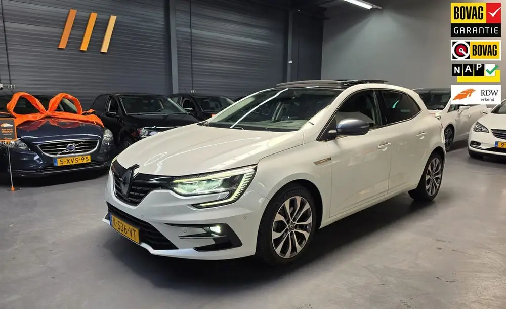 Renault Mégane 1.3 TCe Business Edition One FACE LIFT CAMER uit 2021