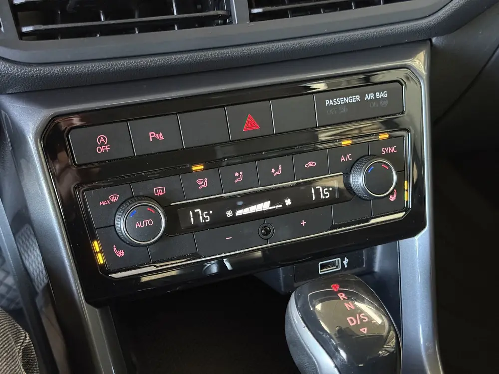 Volkswagen T-Cross 1.0 TSI 115pk DSG Style | Navigatie | Dod uit 2019, foto 6