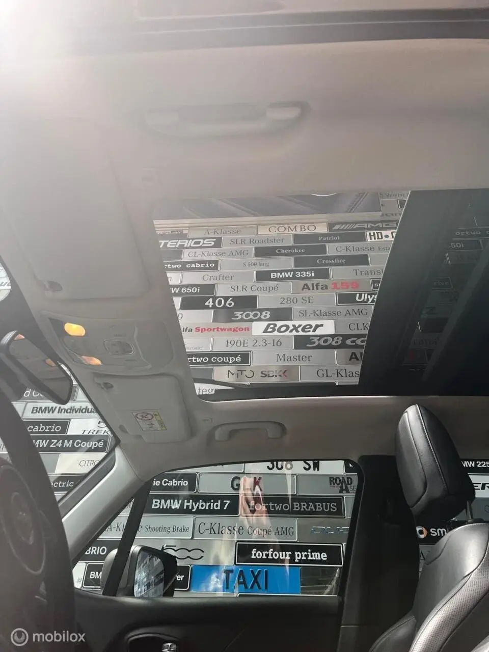 Jeep Renegade 1.3T Limited Automaat, Pano, Apple Carplay uit 2019, foto 17