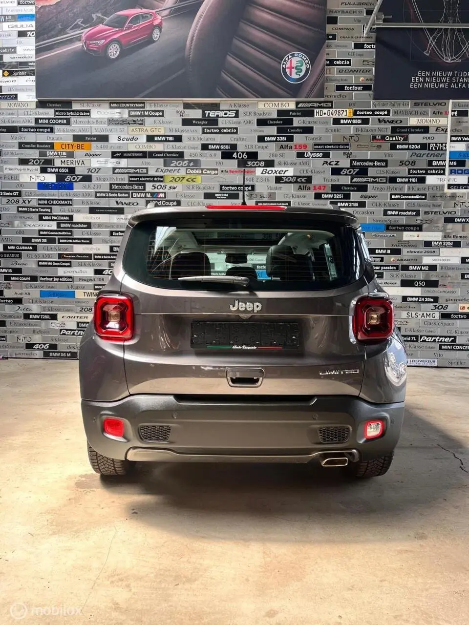 Jeep Renegade 1.3T Limited Automaat, Pano, Apple Carplay uit 2019, foto 6