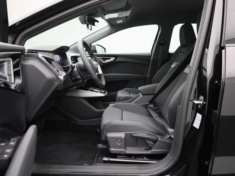 Audi Q4 e-tron 45 Edition 82 kWh uit 2025, foto 11