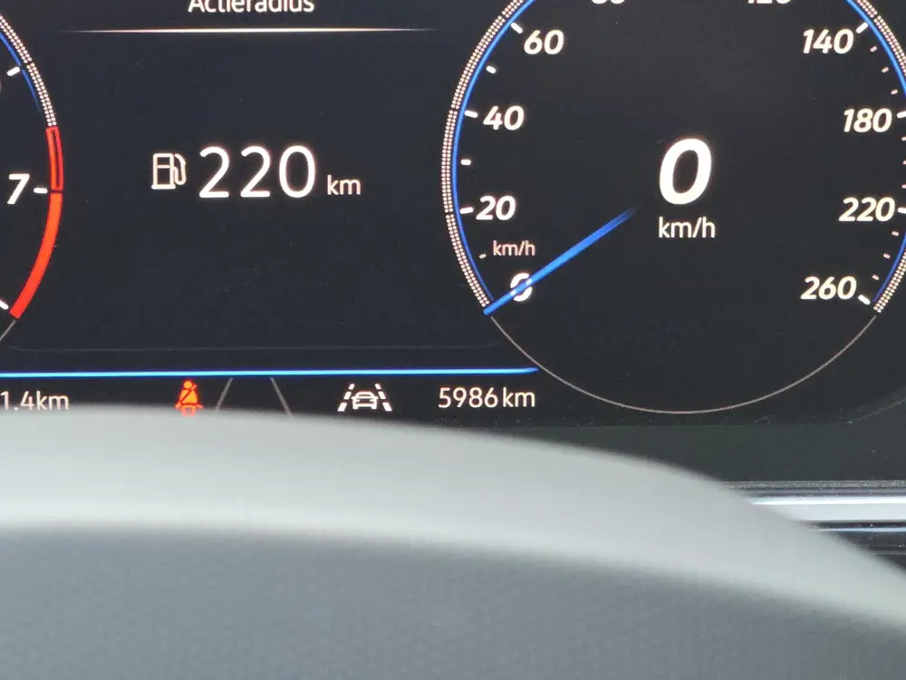 Volkswagen T-Roc 1.5 TSI R-Line Edition Virtual Cockpit Stuu uit 2025, foto 13