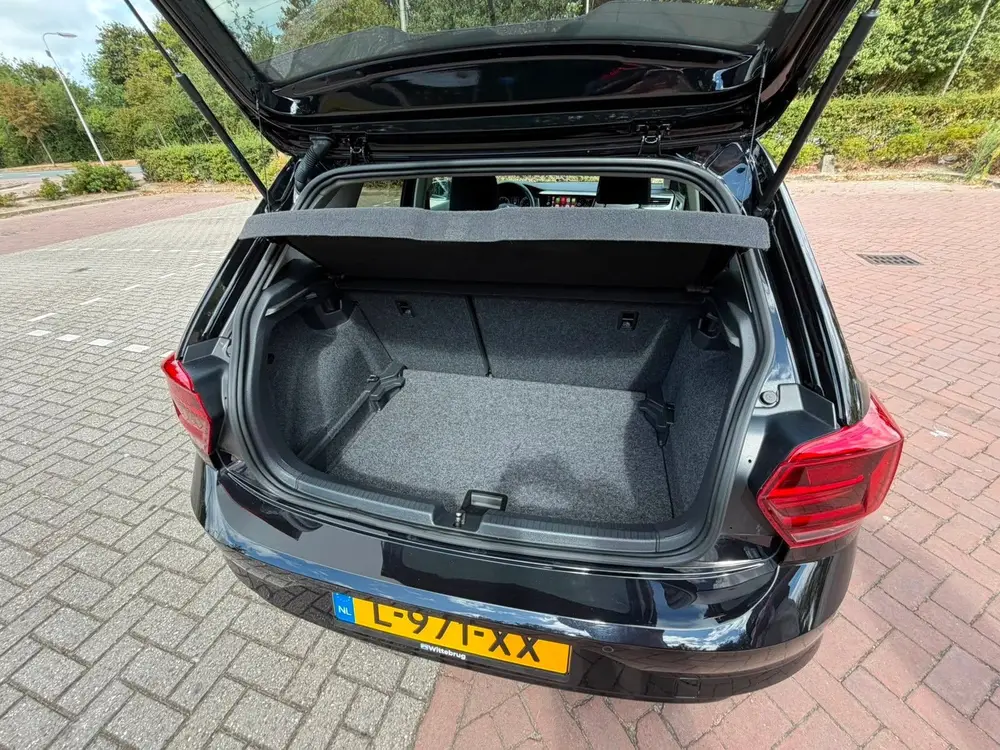 Volkswagen Polo 1.0 TSI 95pk 2021 Zwart uit 2021, foto 13