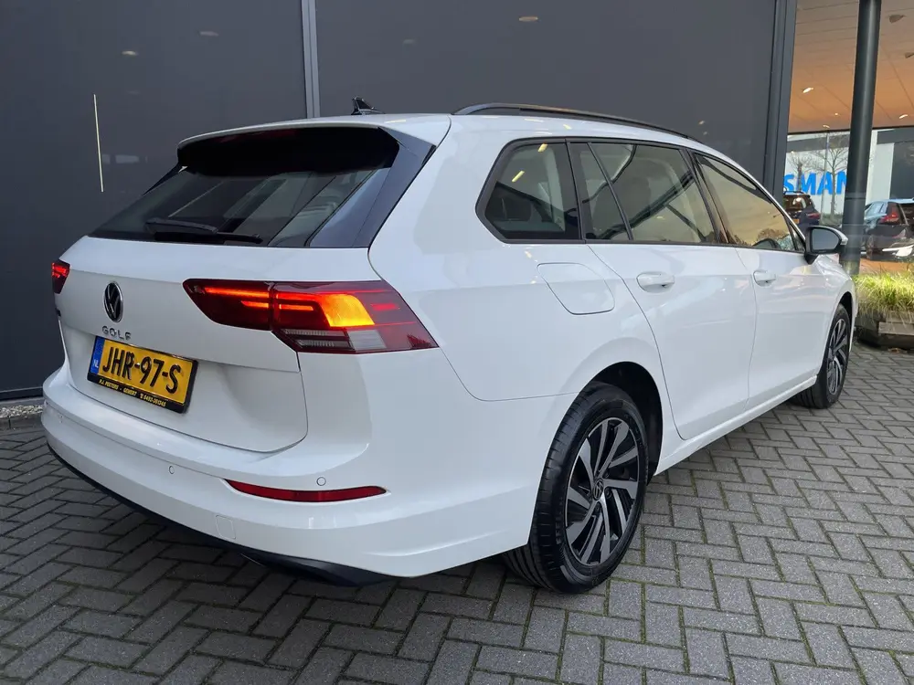 Volkswagen Golf Variant 2.0 TDI Life Business Full options m uit 2023, foto 4
