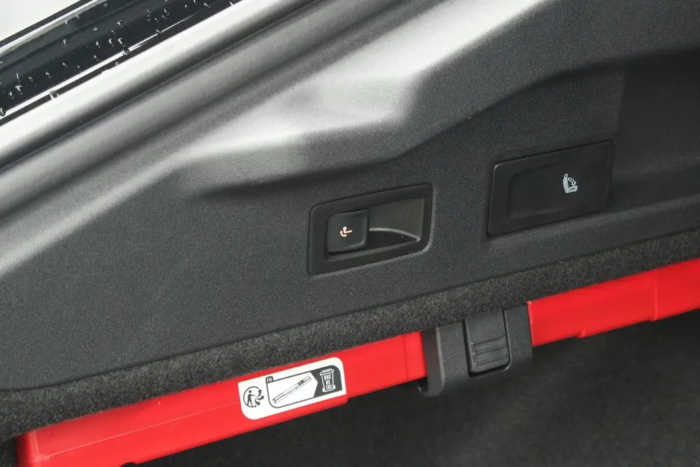 Volkswagen ID.7 286pk Limited Edition 77 kWh | Trekhaak | He uit 2026, foto 18