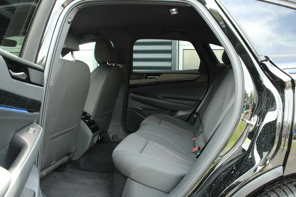 Volkswagen ID.7 286pk Limited Edition 77 kWh | Trekhaak | He uit 2026, foto 19