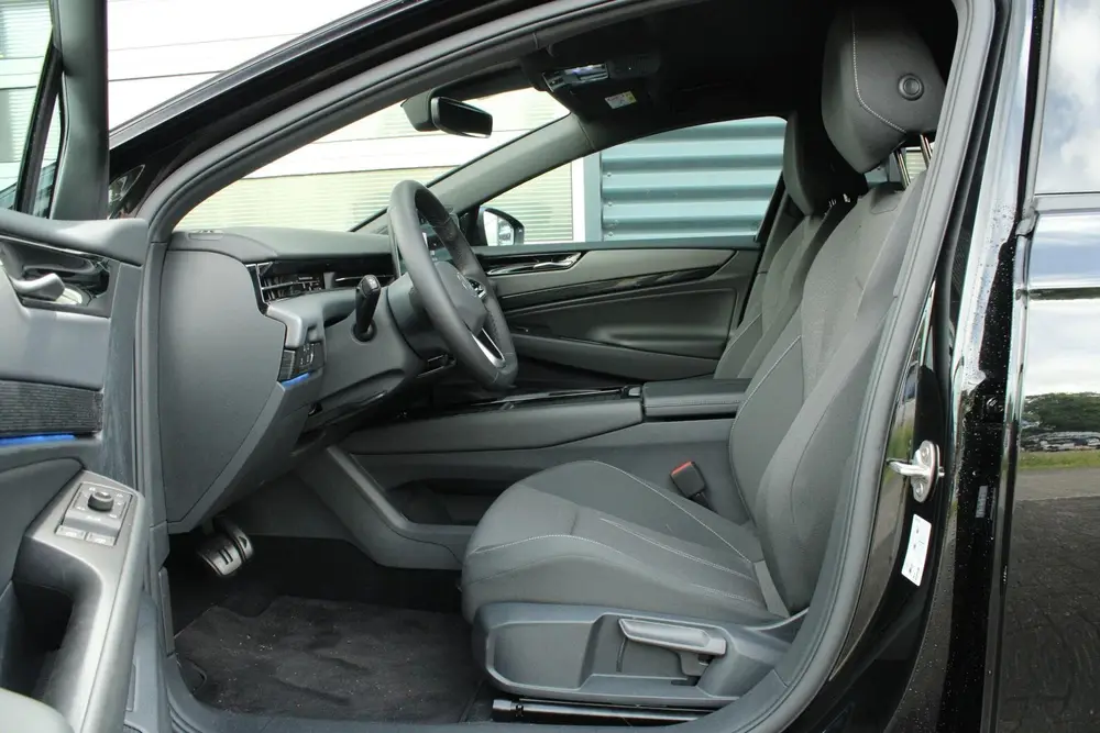 Volkswagen ID.7 286pk Limited Edition 77 kWh | Trekhaak | He uit 2026, foto 20