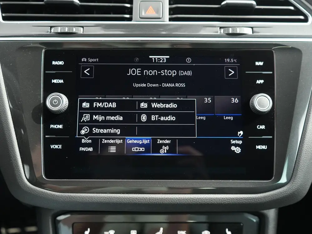 Volkswagen Tiguan 1.4 TSI eHybrid R-Line Business+ | Black s uit 2021, foto 13