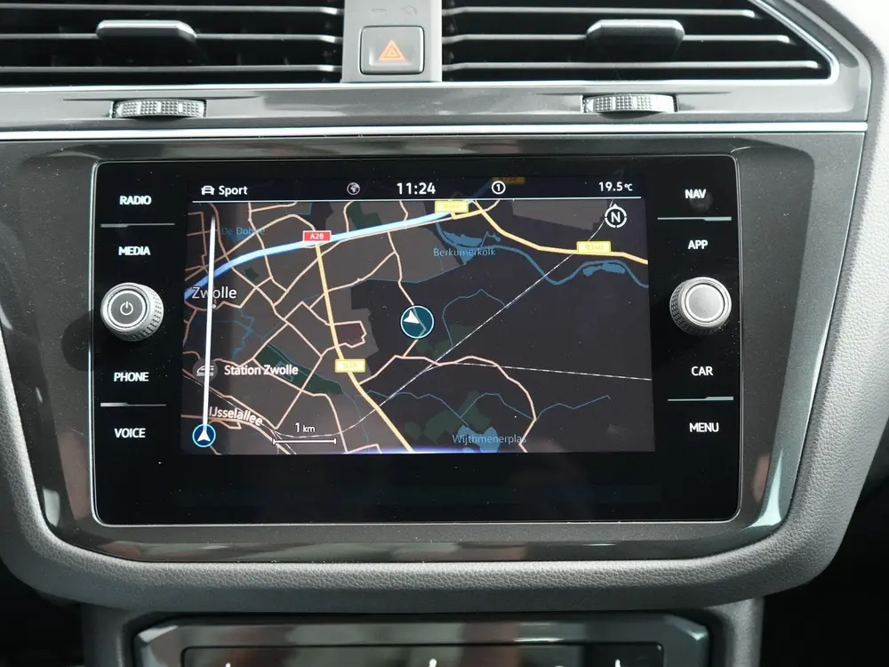 Volkswagen Tiguan 1.4 TSI eHybrid R-Line Business+ | Black s uit 2021, foto 17