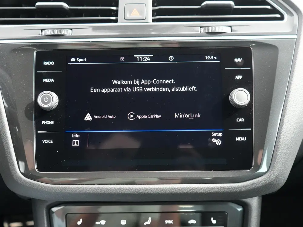 Volkswagen Tiguan 1.4 TSI eHybrid R-Line Business+ | Black s uit 2021, foto 20