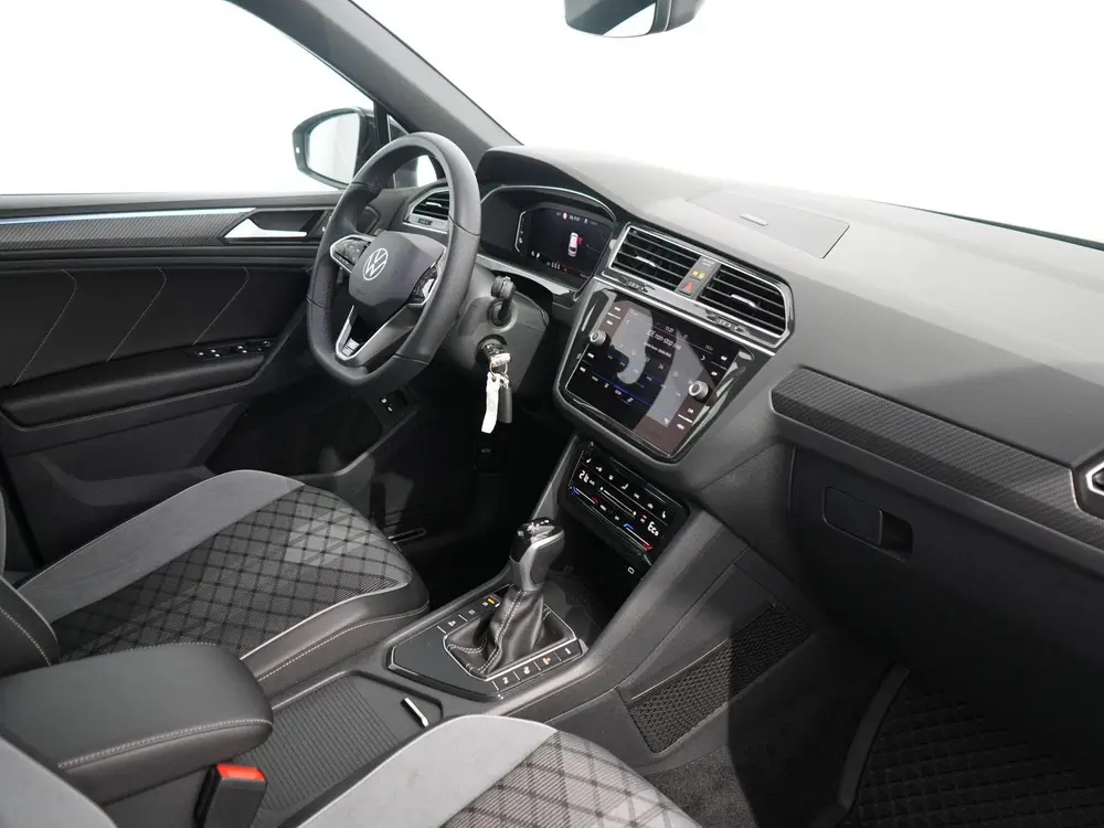 Volkswagen Tiguan 1.4 TSI eHybrid R-Line Business+ | Black s uit 2021, foto 4