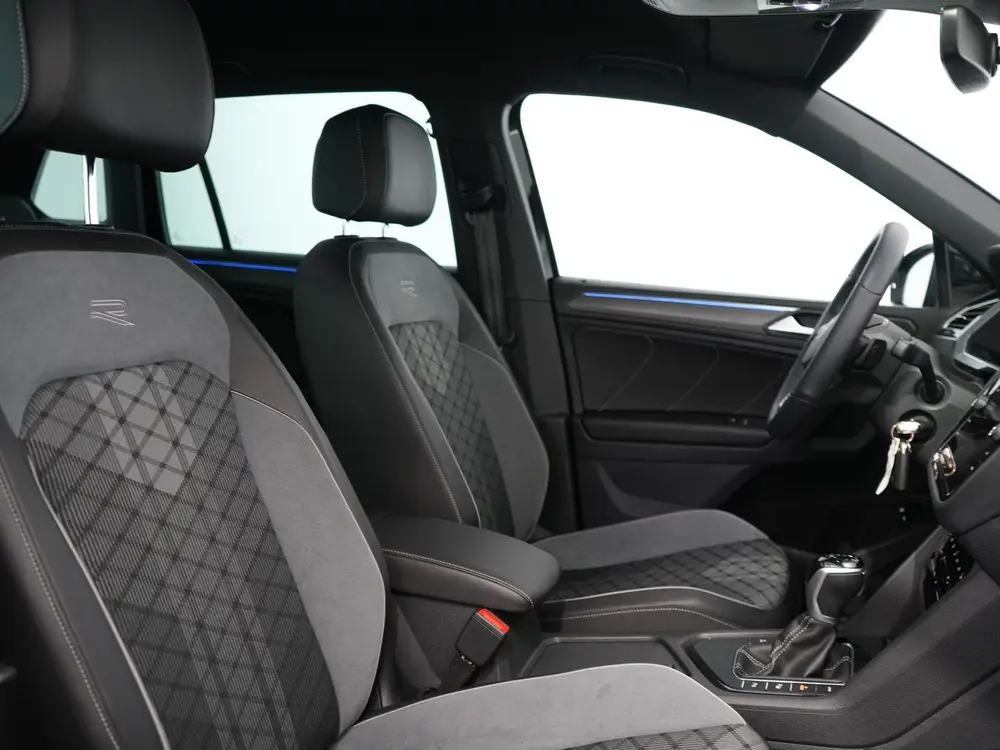 Volkswagen Tiguan 1.4 TSI eHybrid R-Line Business+ | Black s uit 2021, foto 5