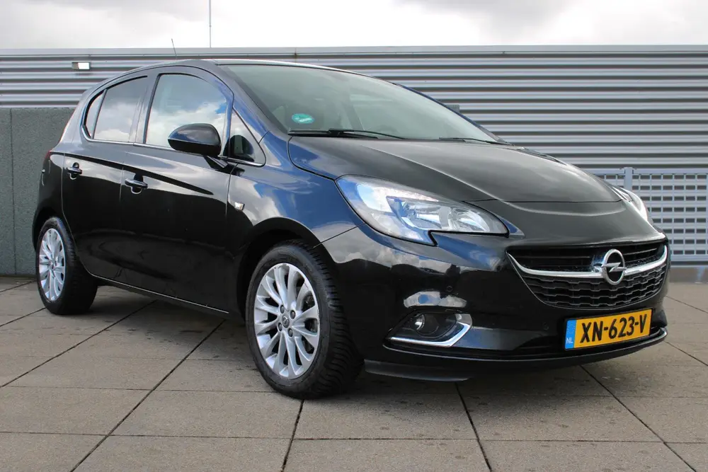 Opel Corsa 1.4 Online Edition Automaat uit 2019, foto 2