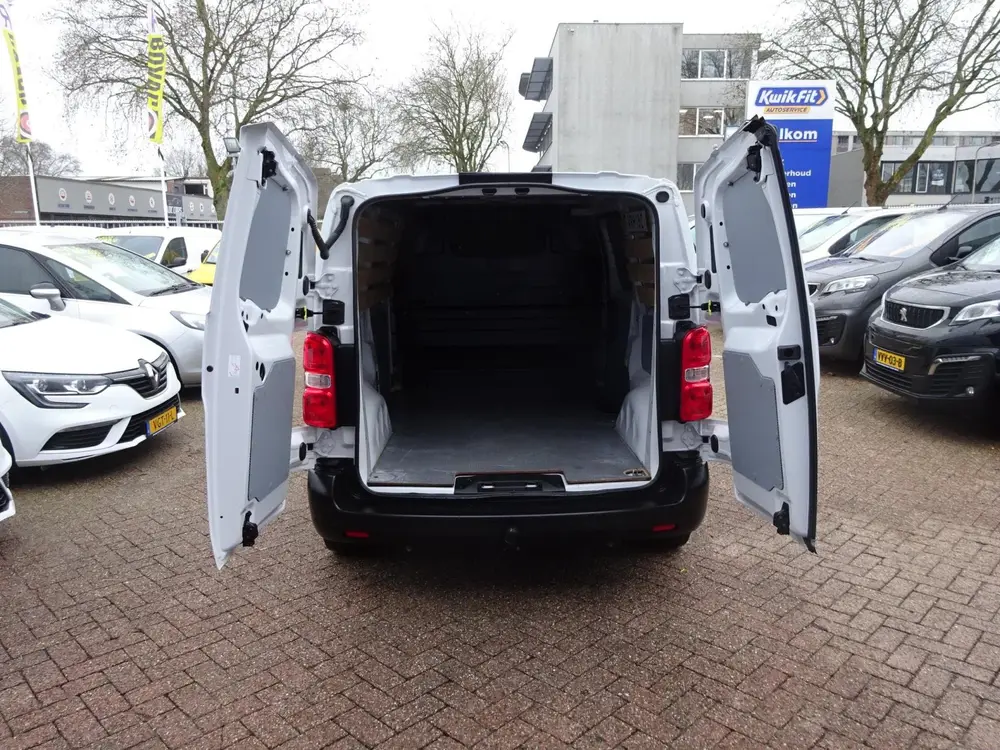 Peugeot Expert 2.0 BlueHDI 145 PK Premium AIRCO NAVI CRUI uit 2022, foto 9