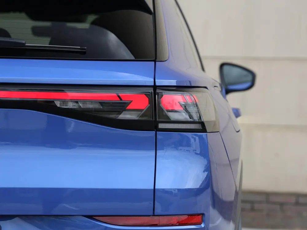 Volkswagen T-Roc 1.5 eTsi Style First Edition 116 pk DSG | B uit 2026, foto 16