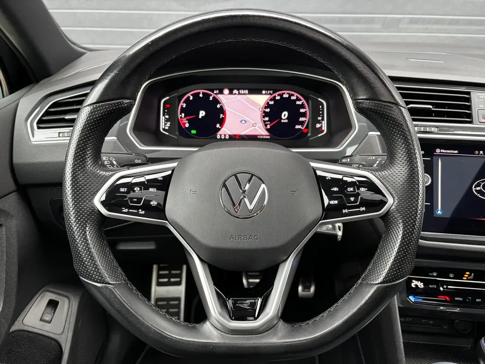 Volkswagen Tiguan 1.5 TSI R-Line Black Style PANO IQ CAMERA uit 2021, foto 6