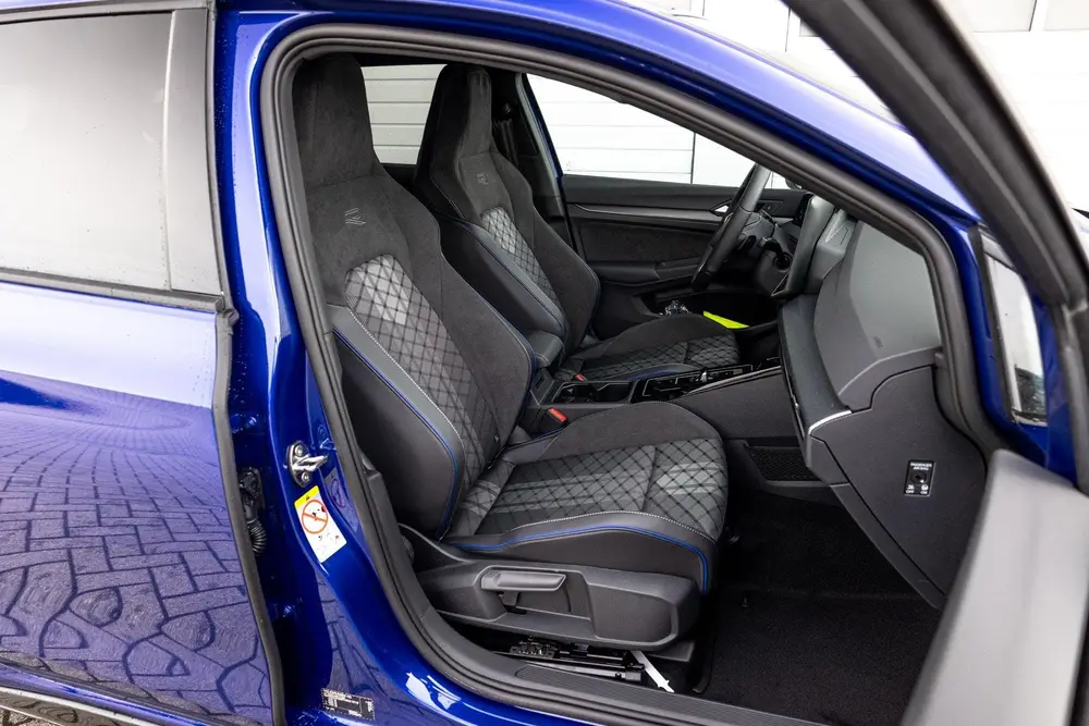 Volkswagen Golf Variant 1.5 eTSI 116pk DSG R-Line Edition | uit 2026, foto 13