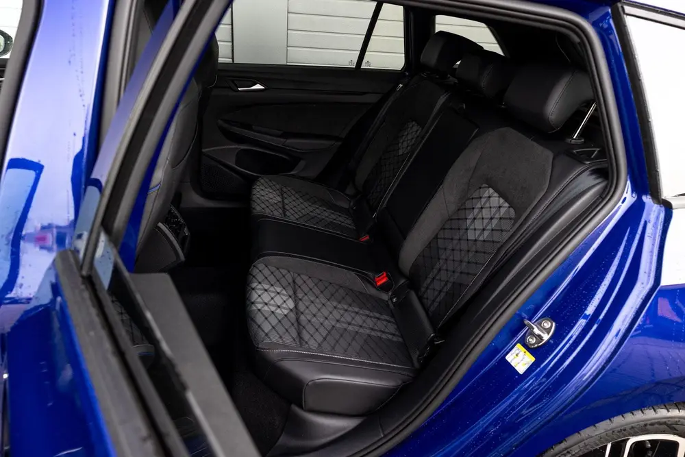 Volkswagen Golf Variant 1.5 eTSI 116pk DSG R-Line Edition | uit 2026, foto 18