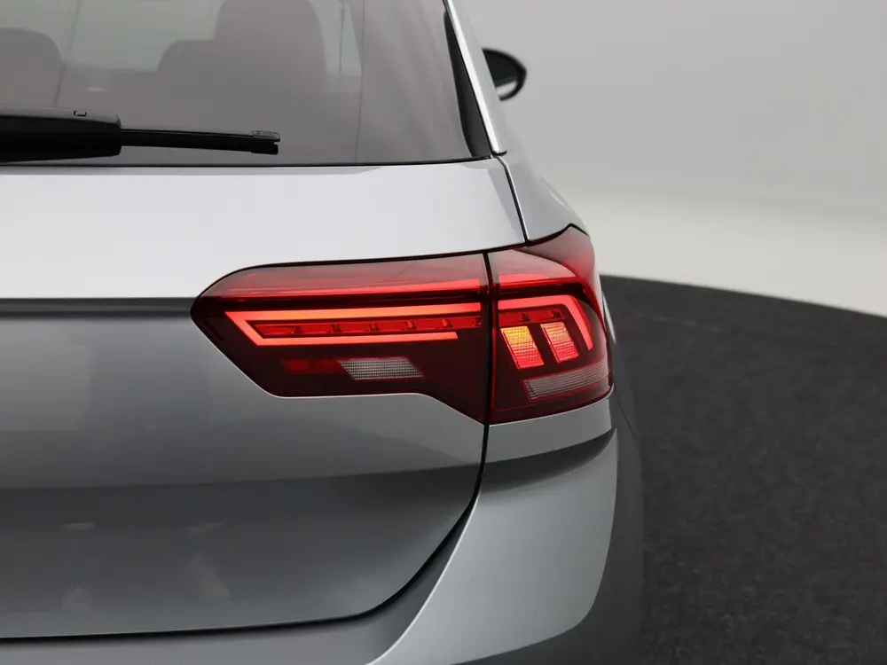 Volkswagen T-Roc 1.0 TSi 110 Pk Life | Adaptive Cruise | Air uit 2024, foto 12