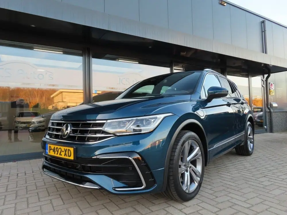 Volkswagen TIGUAN 1.4 TSI eHybrid R-Line Business+ Pano Trek uit 2022