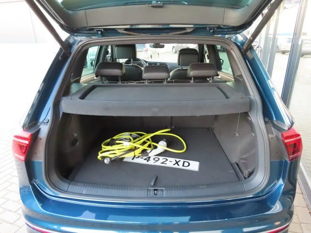 Volkswagen TIGUAN 1.4 TSI eHybrid R-Line Business+ Pano Trek uit 2022, foto 8