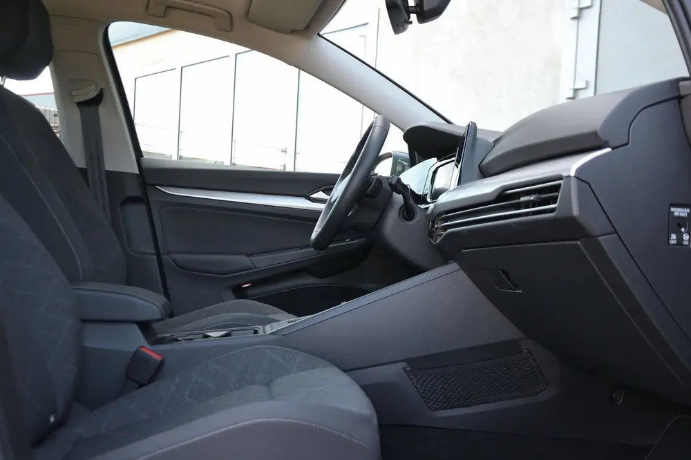 Volkswagen Golf Variant 1.5 eTSI Life Business 130PK Automaa uit 2024, foto 10