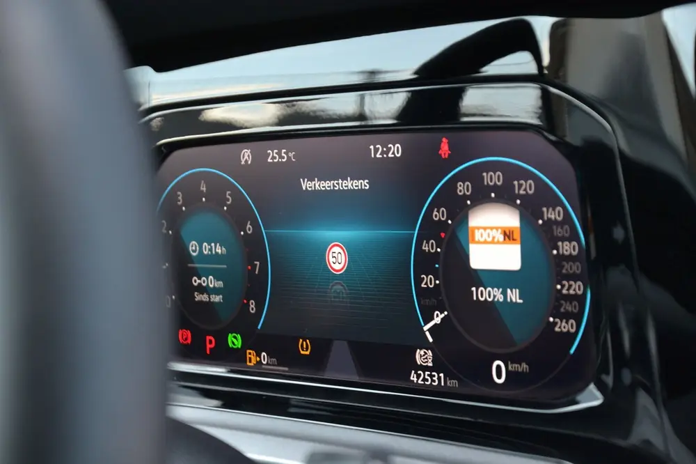 Volkswagen Golf Variant 1.5 eTSI Life Business 130PK Automaa uit 2024, foto 19