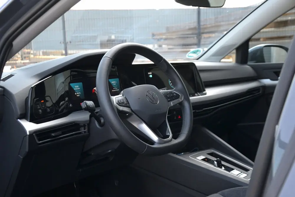 Volkswagen Golf Variant 1.5 eTSI Life Business 130PK Automaa uit 2024, foto 7