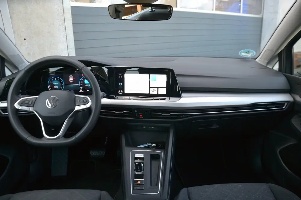 Volkswagen Golf Variant 1.5 eTSI Life Business 130PK Automaa uit 2024, foto 9