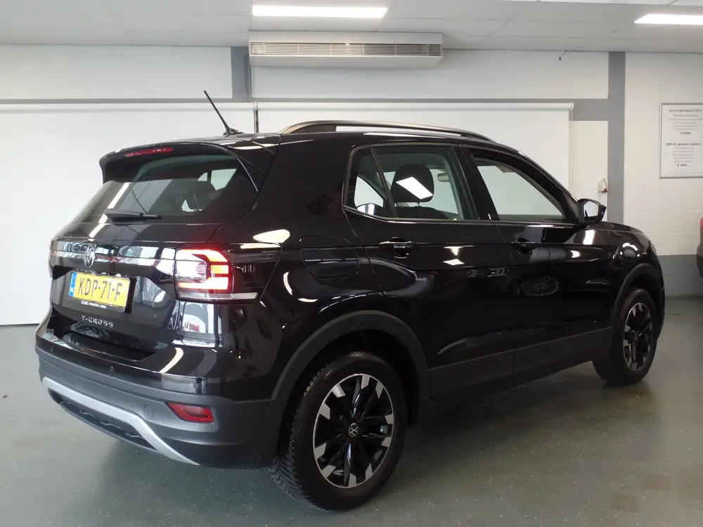 Volkswagen T-Cross 1.0 TSI Life Navigatie, Apple carplay, Ac uit 2023, foto 11