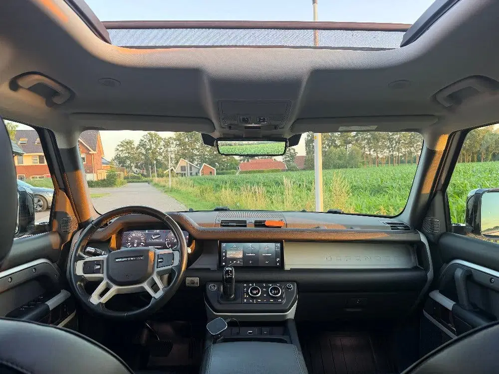 Land Rover Defender 2020 Grijs Kenteken D240 Nieuwe Motor uit 2020, foto 11