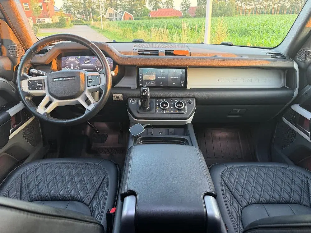 Land Rover Defender 2020 Grijs Kenteken D240 Nieuwe Motor uit 2020, foto 9
